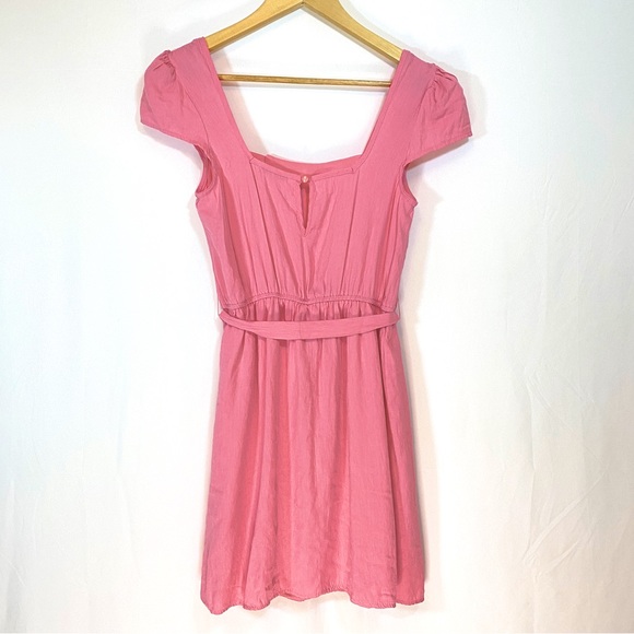 Charlotte Russe pink cap sleeve dress with button detailing, size Small - Picture 6 of 13